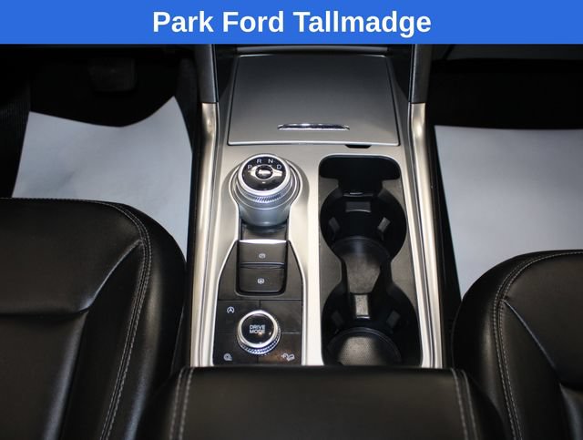 Used 2023 Ford Explorer XLT w/ Equipment Group 202A AWD/4WD image 19
