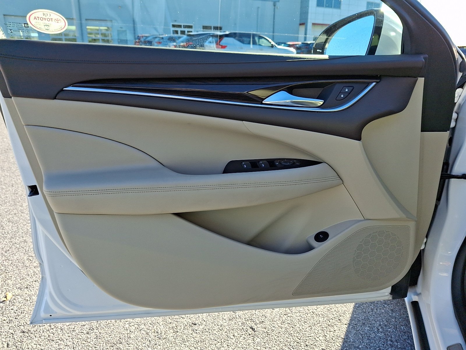 Used 2017 Buick LaCrosse Preferred FWD image 14