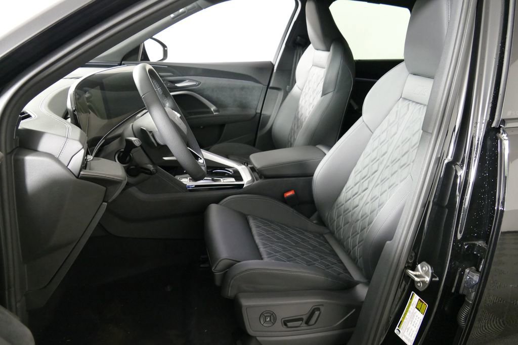 New 2026 Audi SQ5 Premium Plus image 18