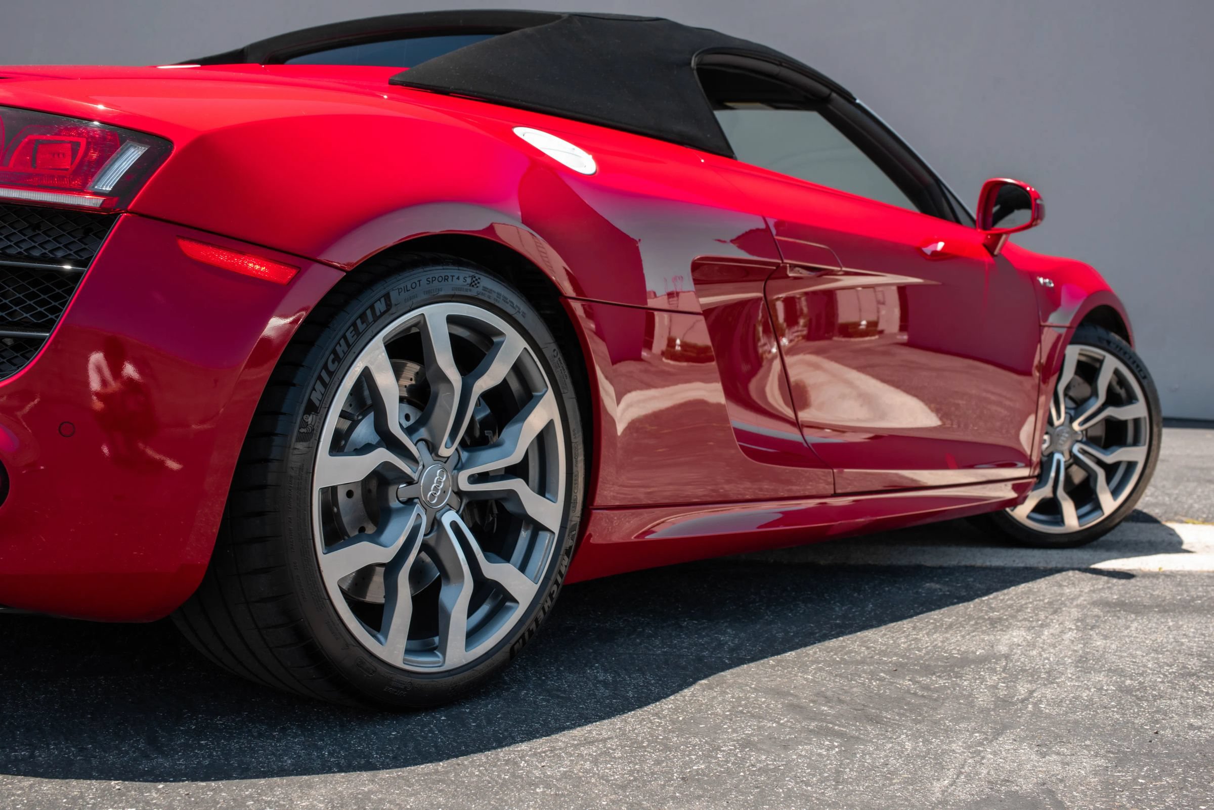 Used 2011 Audi R8 V10 AWD/4WD image 29