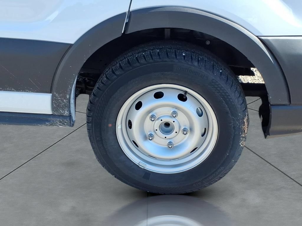New 2025 Ford Transit 250 Low Roof RWD image 9