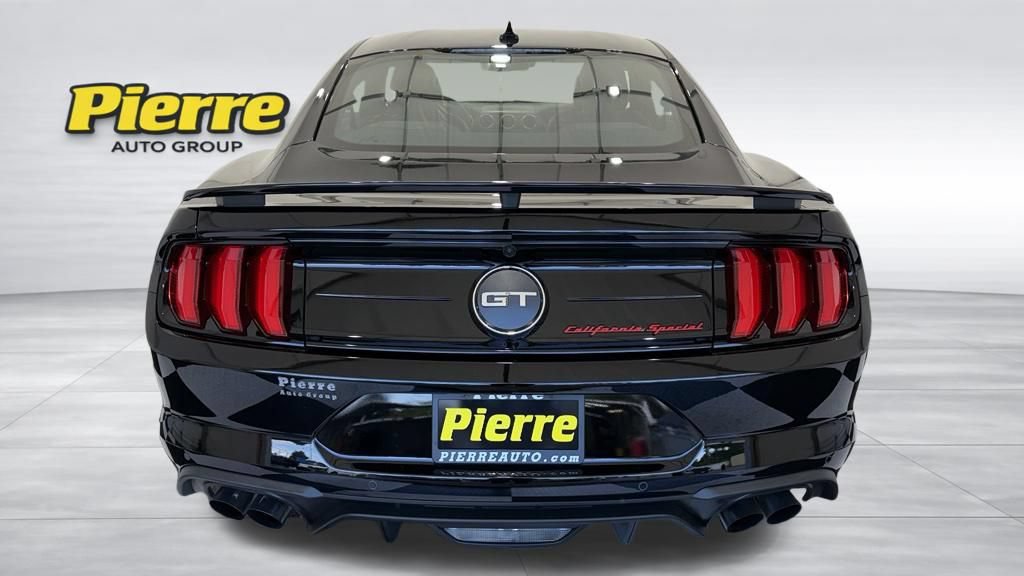 Used 2021 Ford Mustang GT Premium w/ Equipment Group 401A RWD image 3