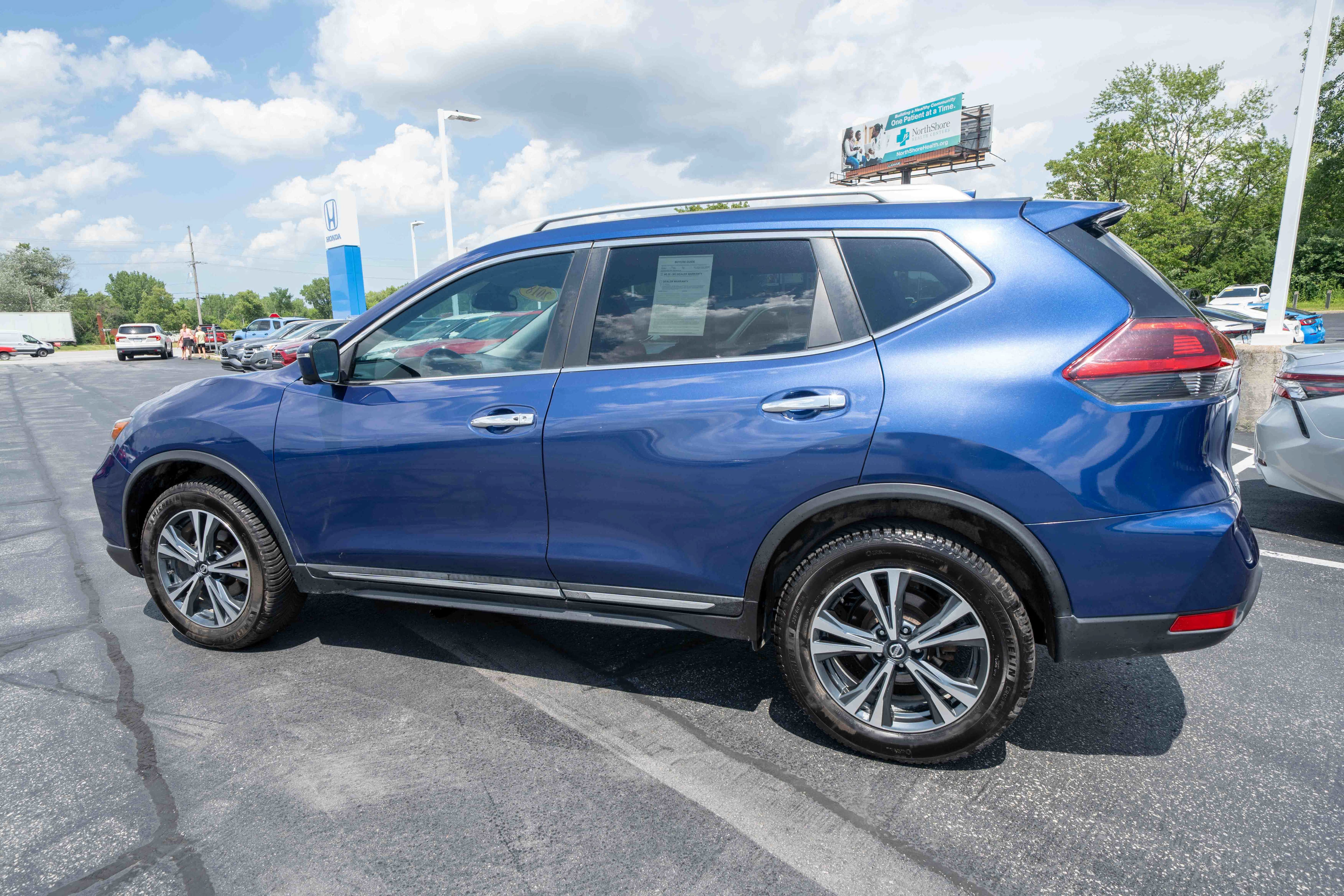 Used 2018 Nissan Rogue SL AWD/4WD image 4