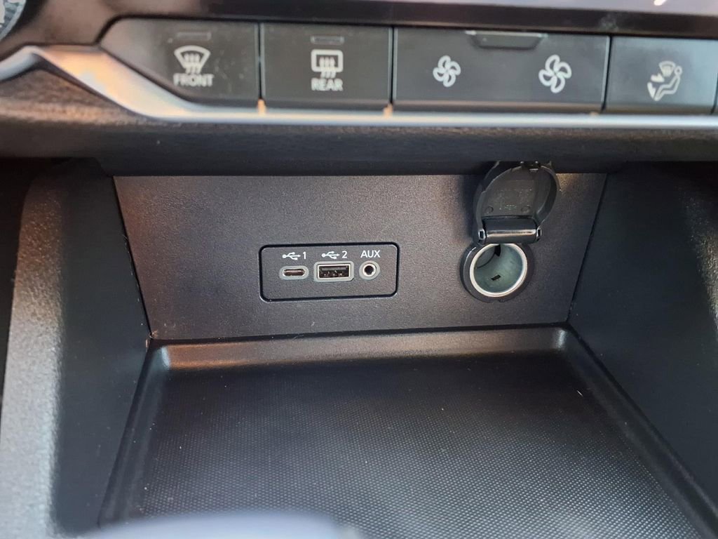 Used 2021 Nissan Sentra SR image 9