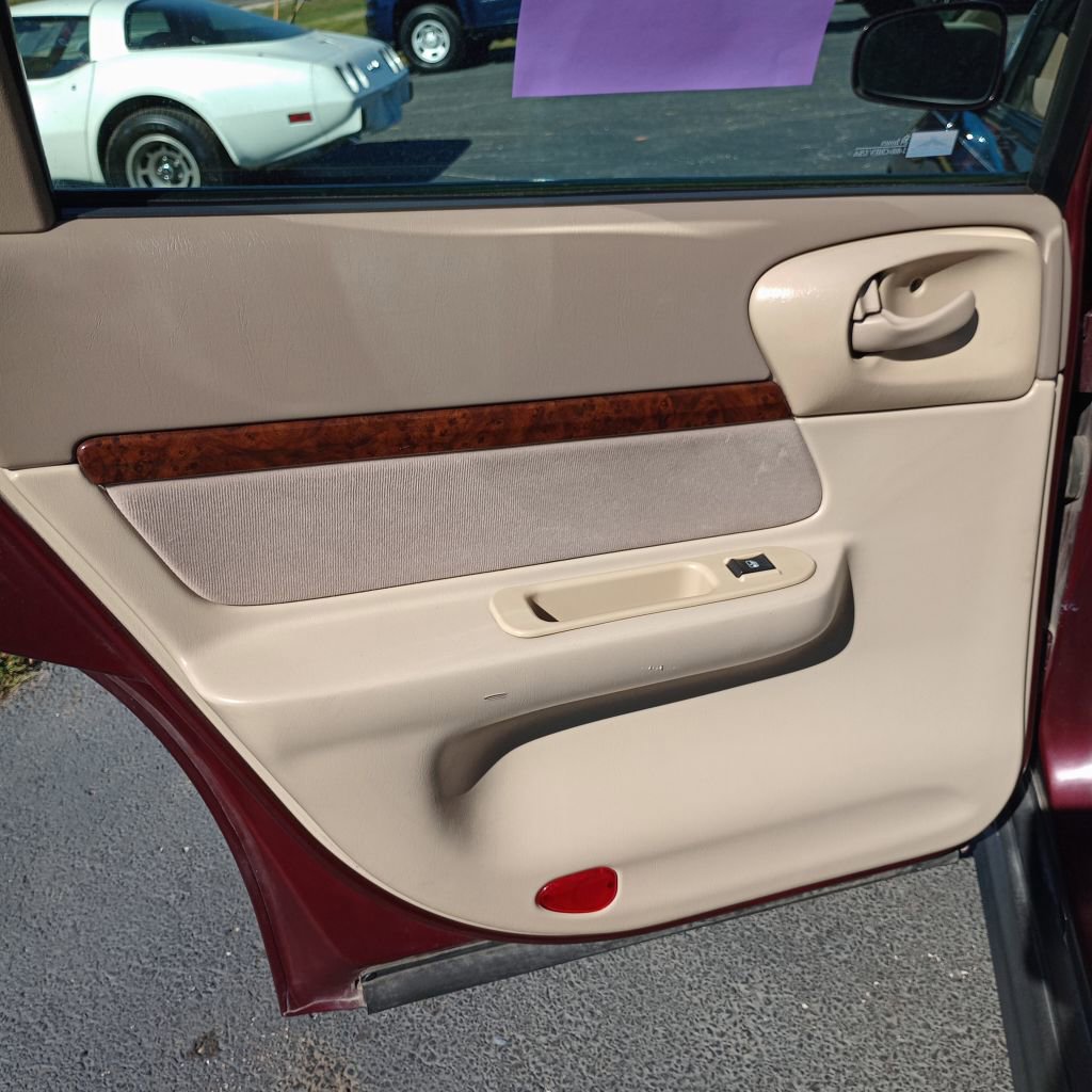 Used 2004 Chevrolet Impala w/ Preferred Equipment Group image 15