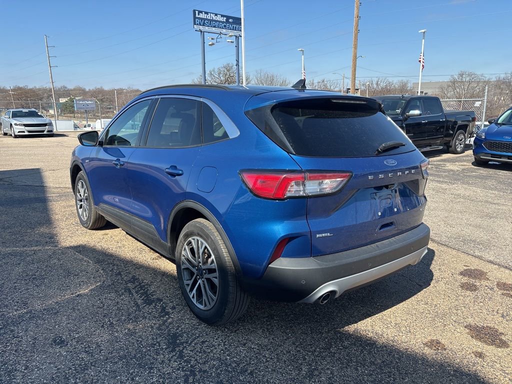 Certified 2022 Ford Escape SEL w/ Technology Package image 5