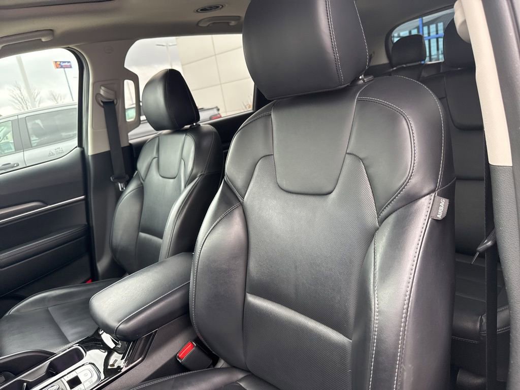 Used 2021 Kia Telluride S image 7