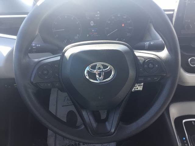 Used 2025 Toyota Corolla LE FWD image 13
