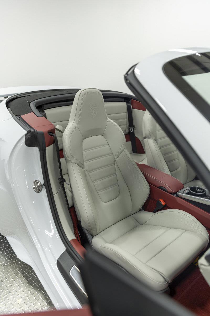 Used 2022 Porsche 911 Turbo S image 46