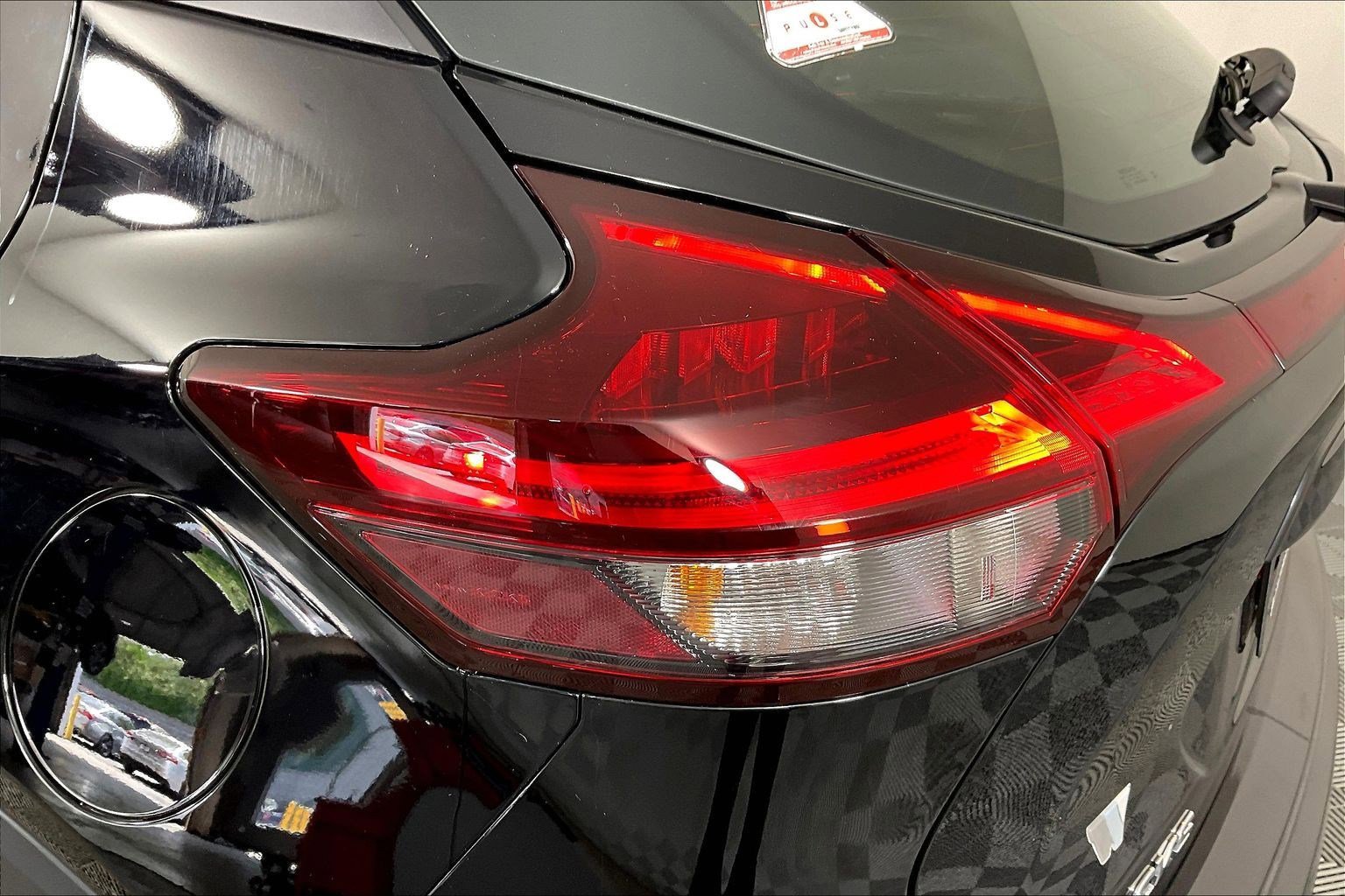 Used 2023 Nissan Kicks SV FWD image 22