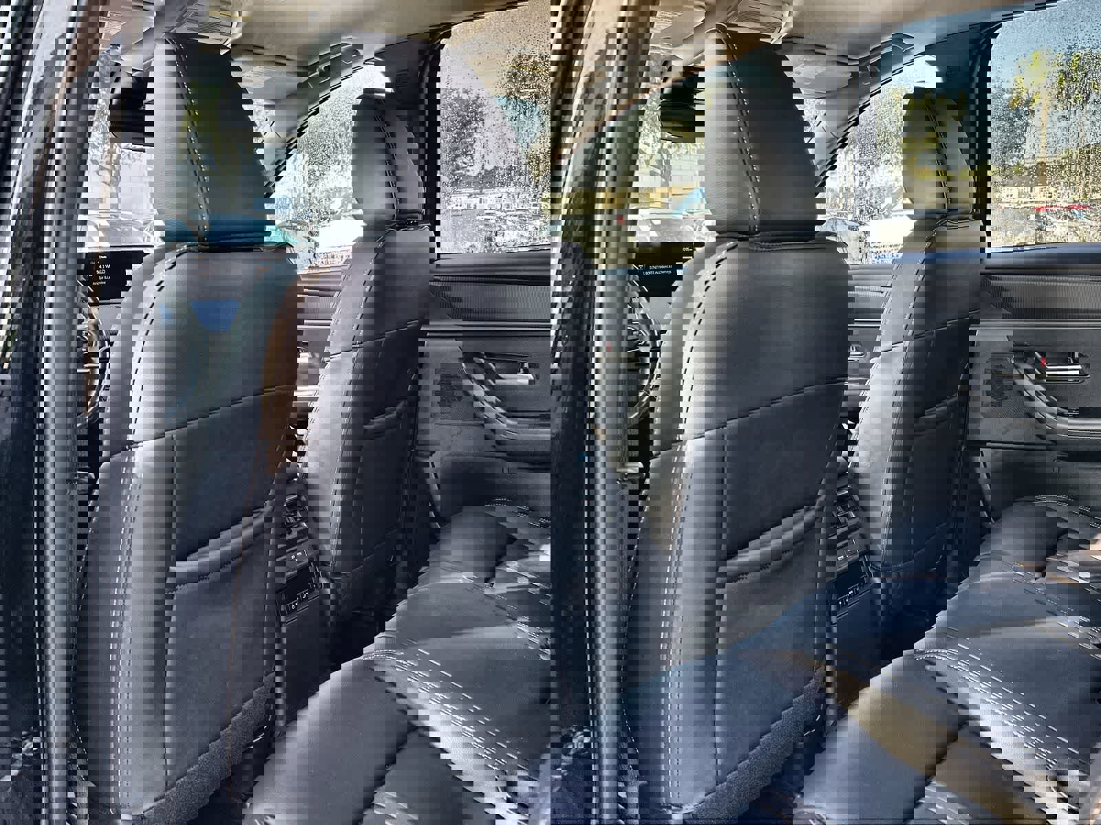 Used 2024 MAZDA CX-90 3.3 Turbo w/ Select Package image 12