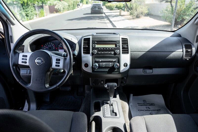 Used 2014 Nissan Frontier S RWD image 17