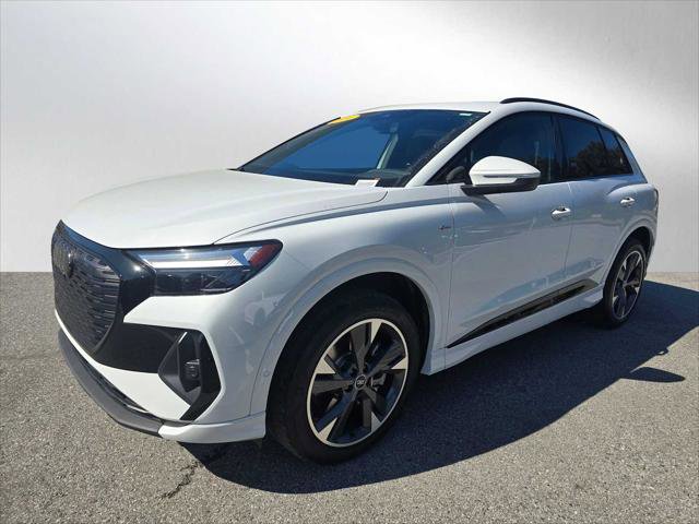 Used 2024 Audi Q4 e-tron Premium Plus image 7