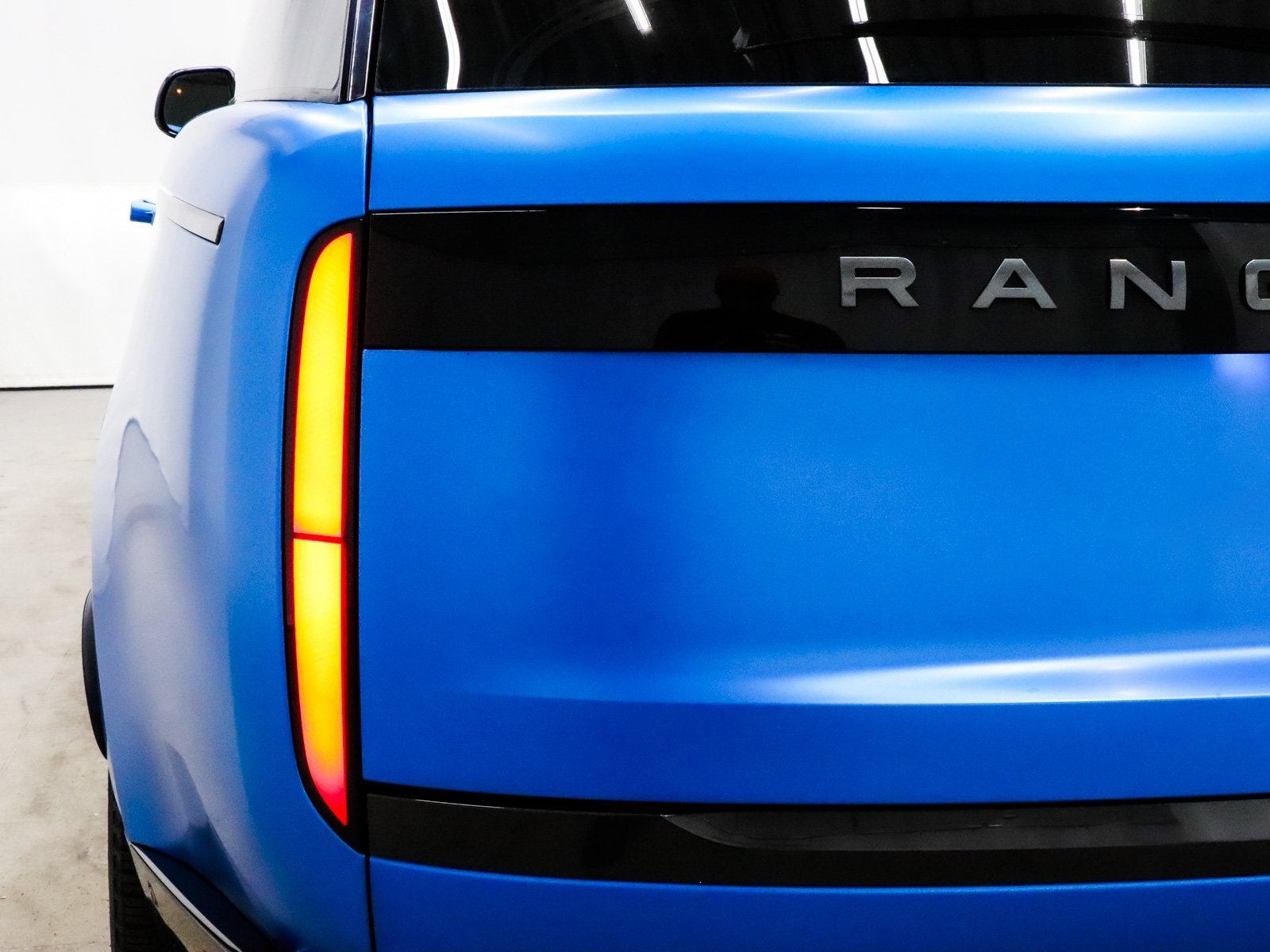 Used 2023 Land Rover Range Rover Long Wheelbase Autobiography image 58