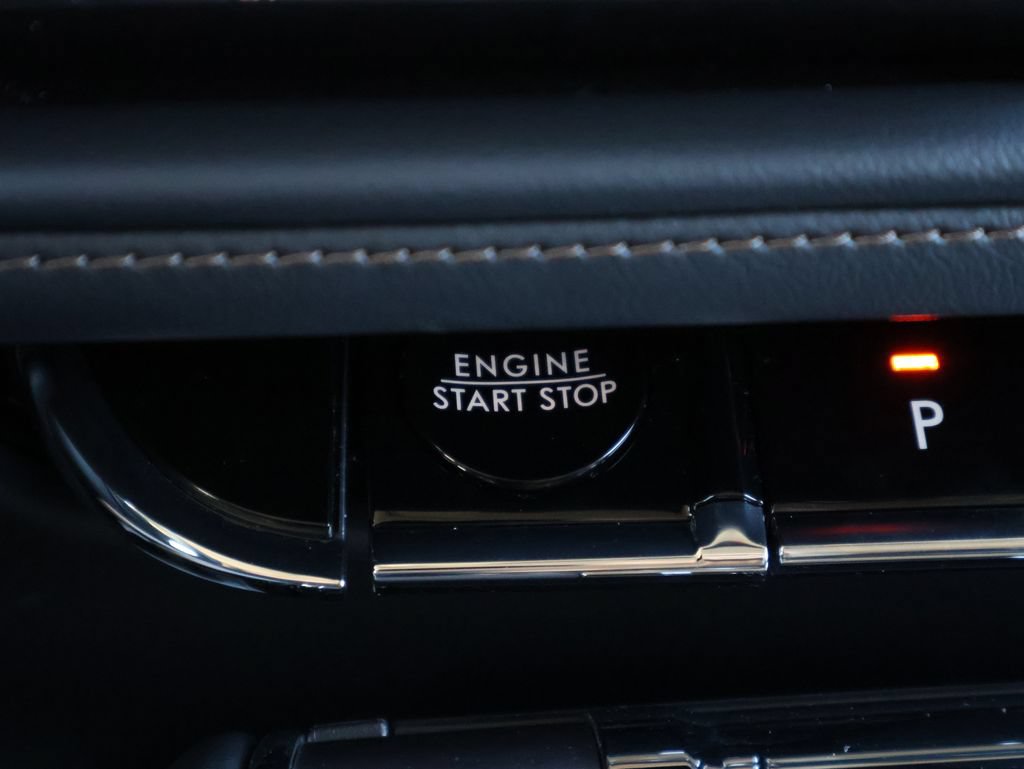 Used 2025 Lincoln Aviator AWD image 22
