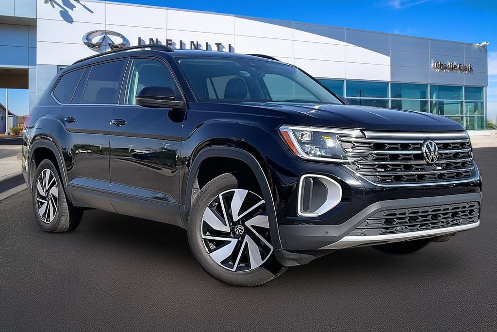 Used 2025 Volkswagen Atlas SE FWD image 12
