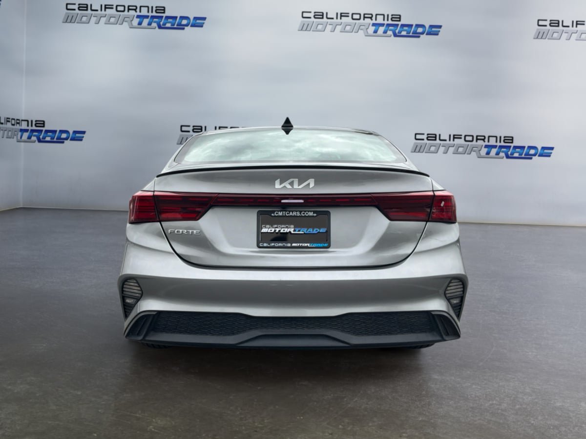 Used 2023 Kia Forte GT-Line FWD image 6