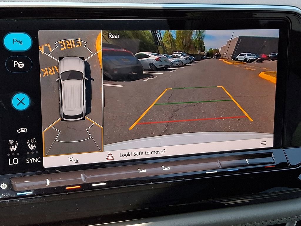 Certified 2025 Volkswagen Atlas Cross Sport SEL Premium R-Line AWD/4WD image 20