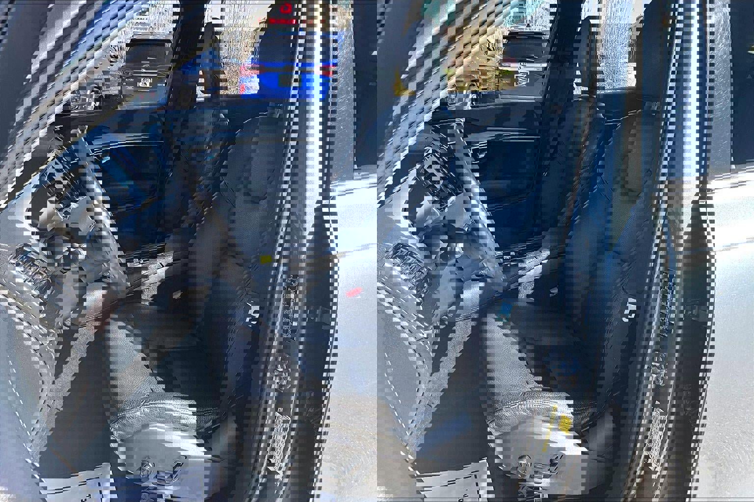 Used 2018 Volvo XC90 T6 Momentum w/ Convenience Package image 21