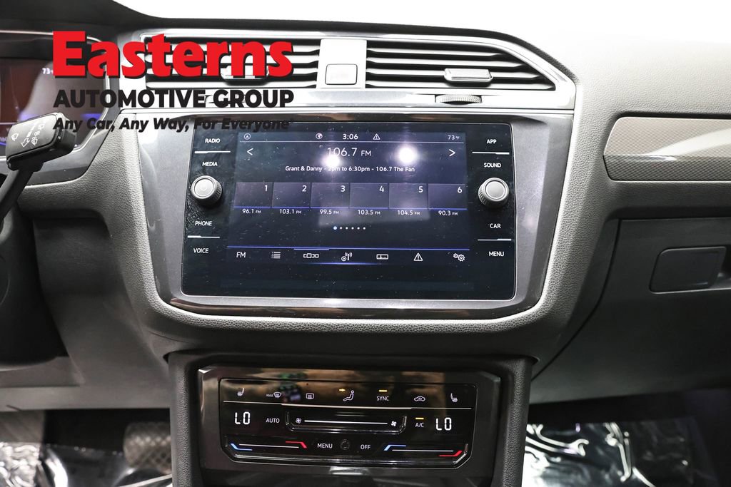 Used 2024 Volkswagen Tiguan SE image 12