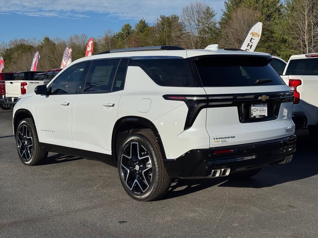 New 2026 Chevrolet Traverse High Country w/ LPO, Floor Liner Package image 5