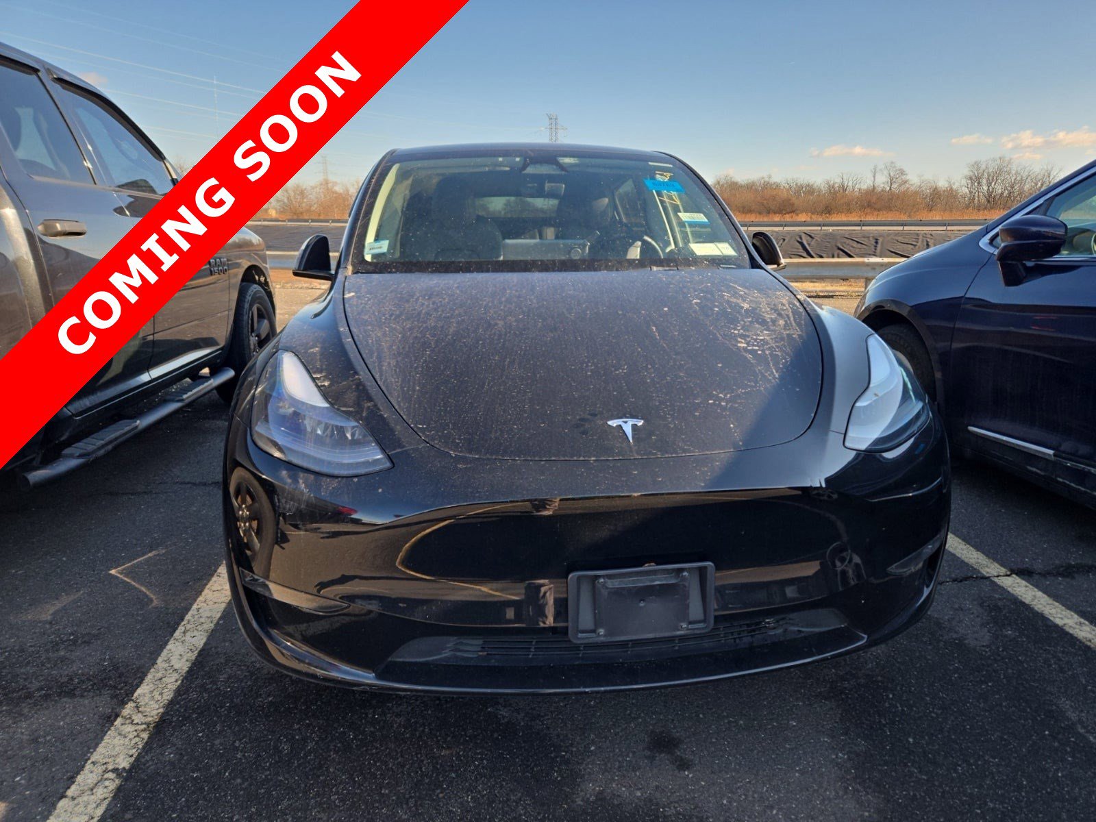 Used 2023 Tesla Model Y Long Range image 3