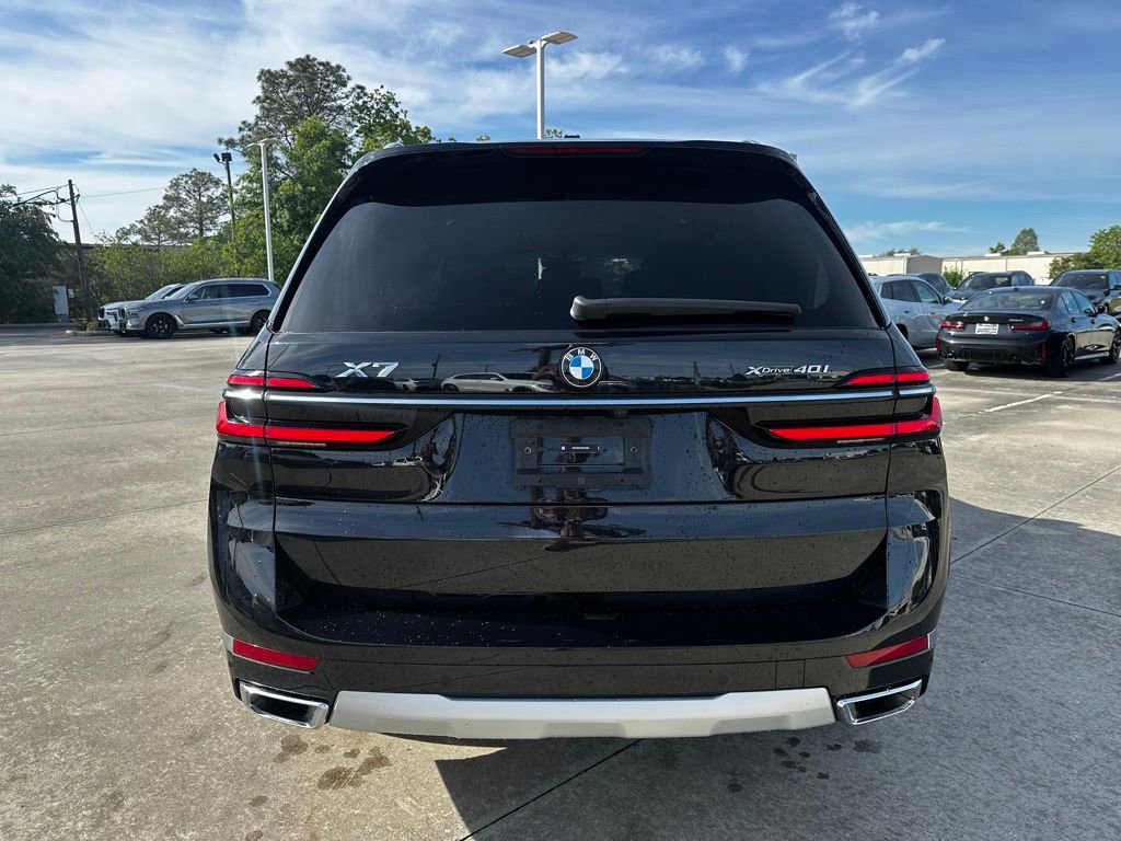 Certified 2024 BMW X7 xDrive40i image 6