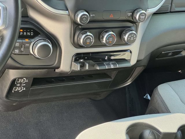 Used 2024 RAM 2500 Big Horn AWD/4WD image 21