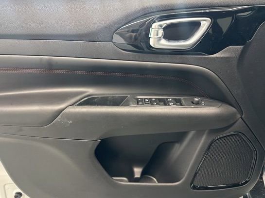 New 2026 Jeep Compass Trailhawk image 16