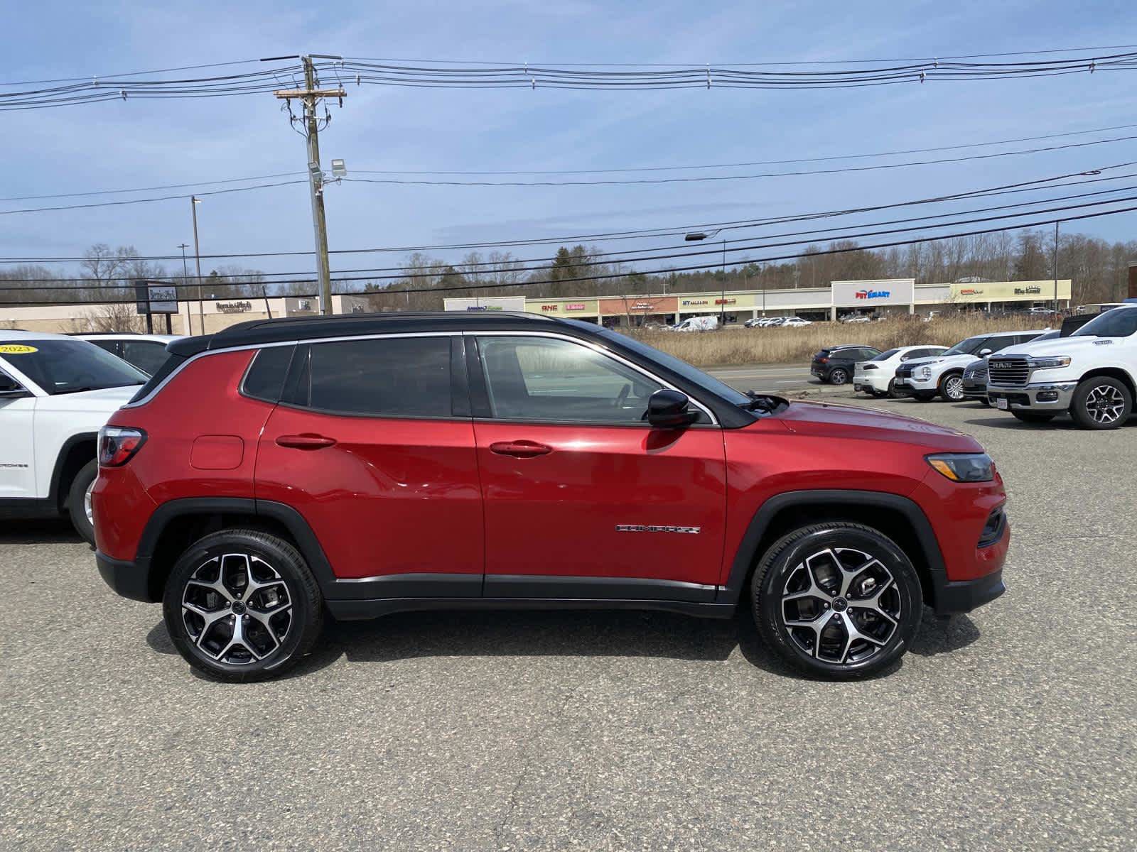 Certified 2025 Jeep Compass Limited image 2