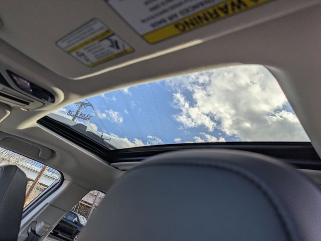 Used 2025 Subaru Outback Touring XT image 16