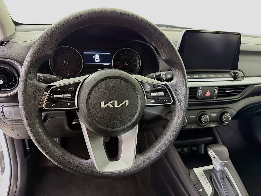 Used 2024 Kia Forte LXS FWD image 14