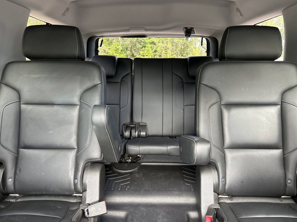Used 2019 Chevrolet Tahoe LT w/ RST Edition image 14