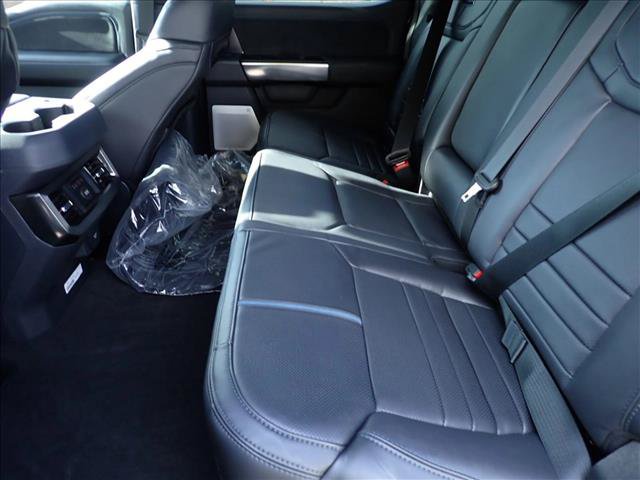 New 2026 Ford F350 Platinum w/ Tremor Off-Road Package AWD/4WD image 9