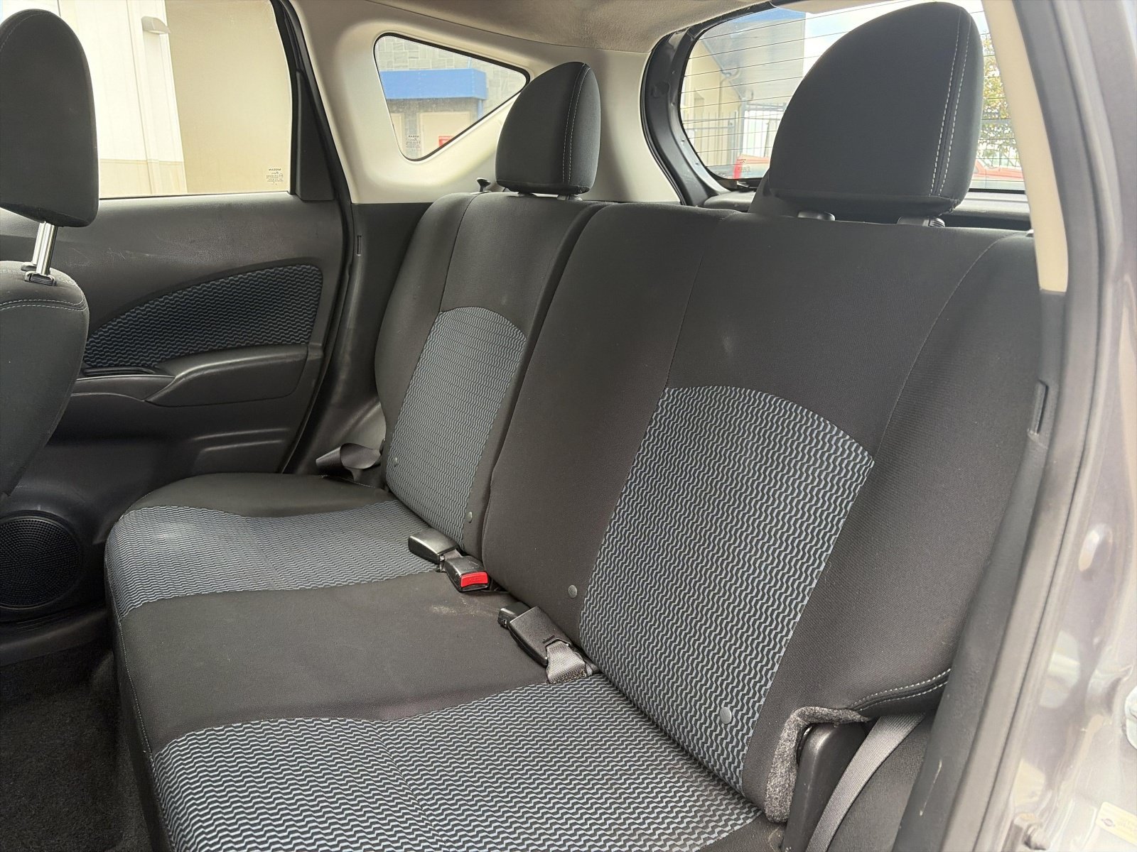 Used 2017 Nissan Versa Note SV FWD image 24