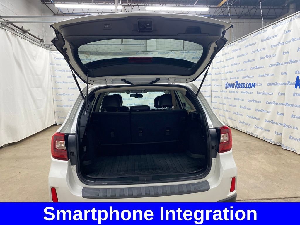 Used 2016 Subaru Outback 2.5i Premium image 10