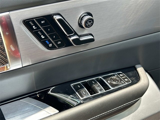 New 2026 Cadillac Vistiq Sport w/ LPO, Floor Liner Package image 8