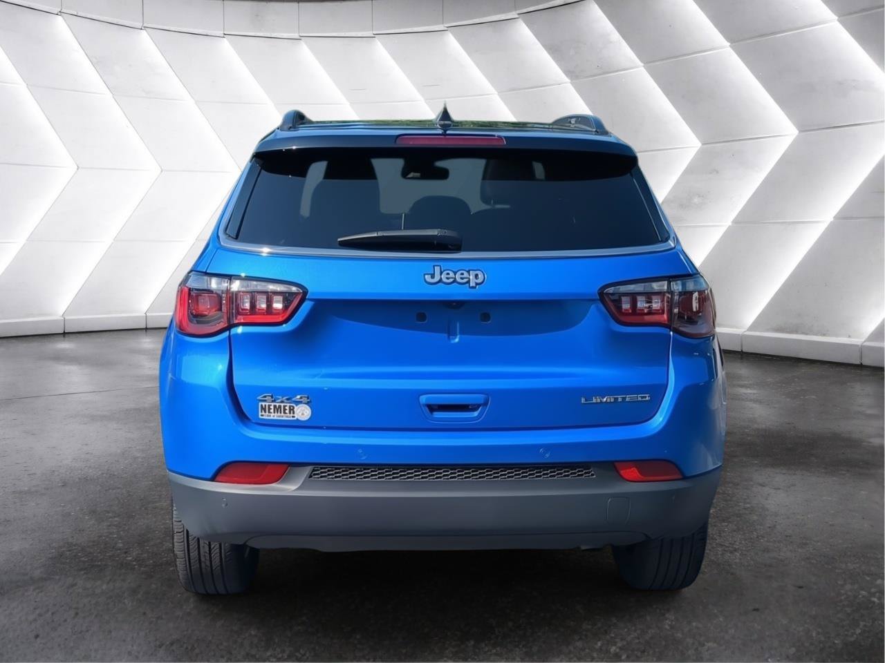 Used 2026 Jeep Compass Limited w/ Sun, Sound & Navigation Group AWD/4WD image 5