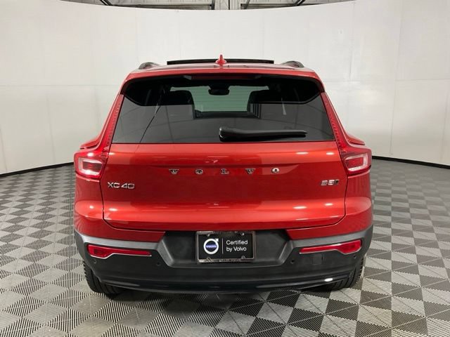 Certified 2025 Volvo XC40 B5 Ultra AWD/4WD image 6