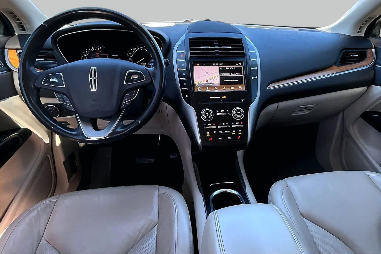 Used 2019 Lincoln MKC Select w/ Select Plus Package FWD image 13