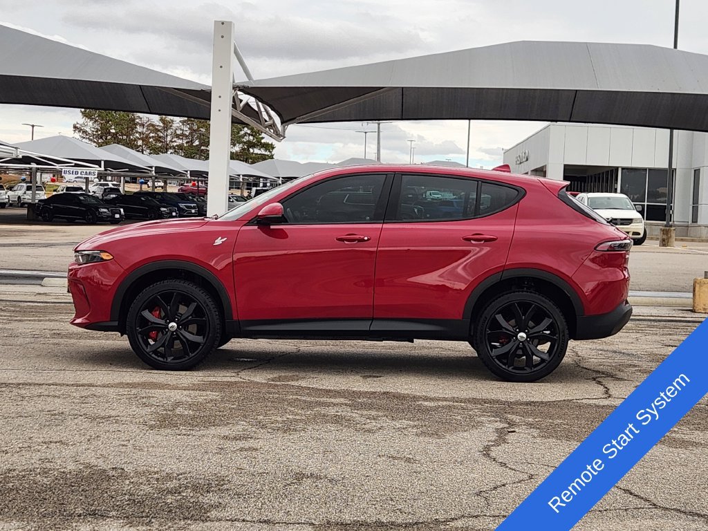 Used 2023 Dodge Hornet GT w/ Cold Weather Group AWD/4WD image 4