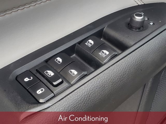 Used 2023 Jeep Compass Limited w/ Elite Group image 16