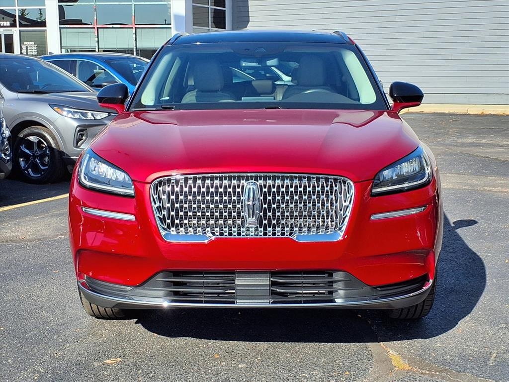Used 2022 Lincoln Corsair AWD w/ Premium Package image 24