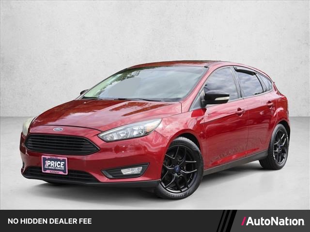 Used 2017 Ford Focus SEL w/ Winter Package FWD image 1