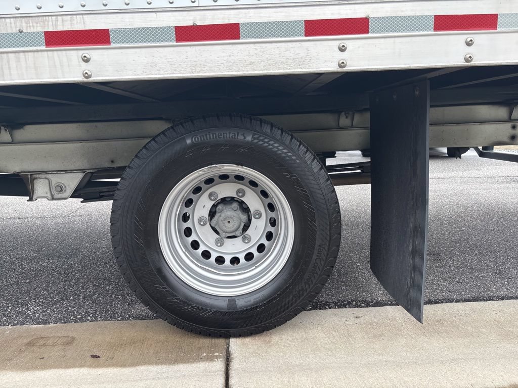 Used 2021 Freightliner Sprinter 3500 RWD image 12