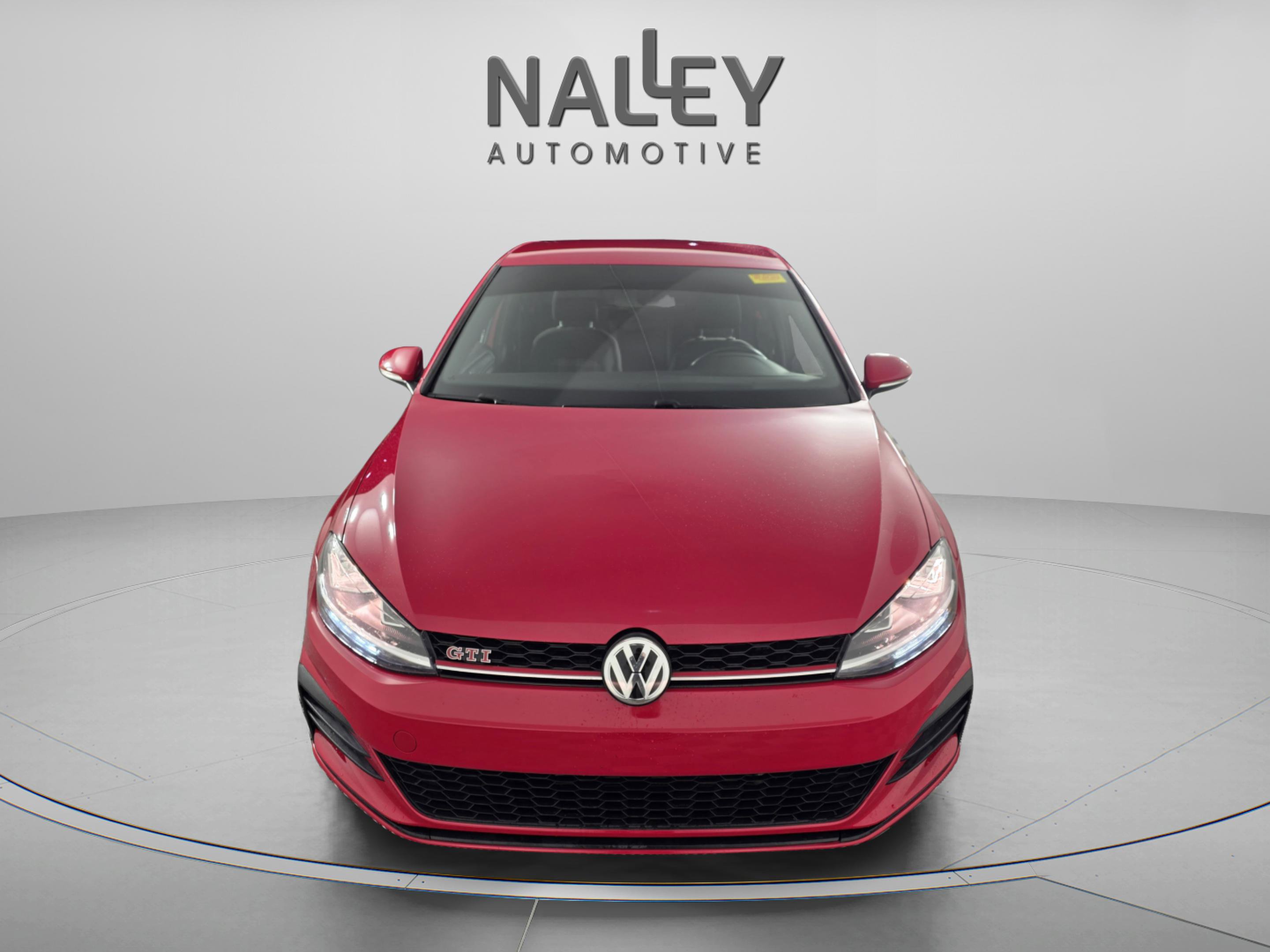 Used 2020 Volkswagen Golf S image 8