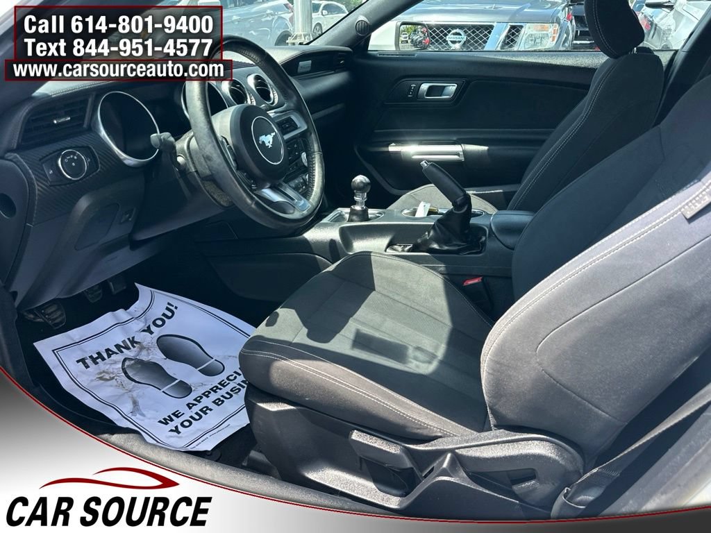 Used 2018 Ford Mustang Coupe RWD image 9