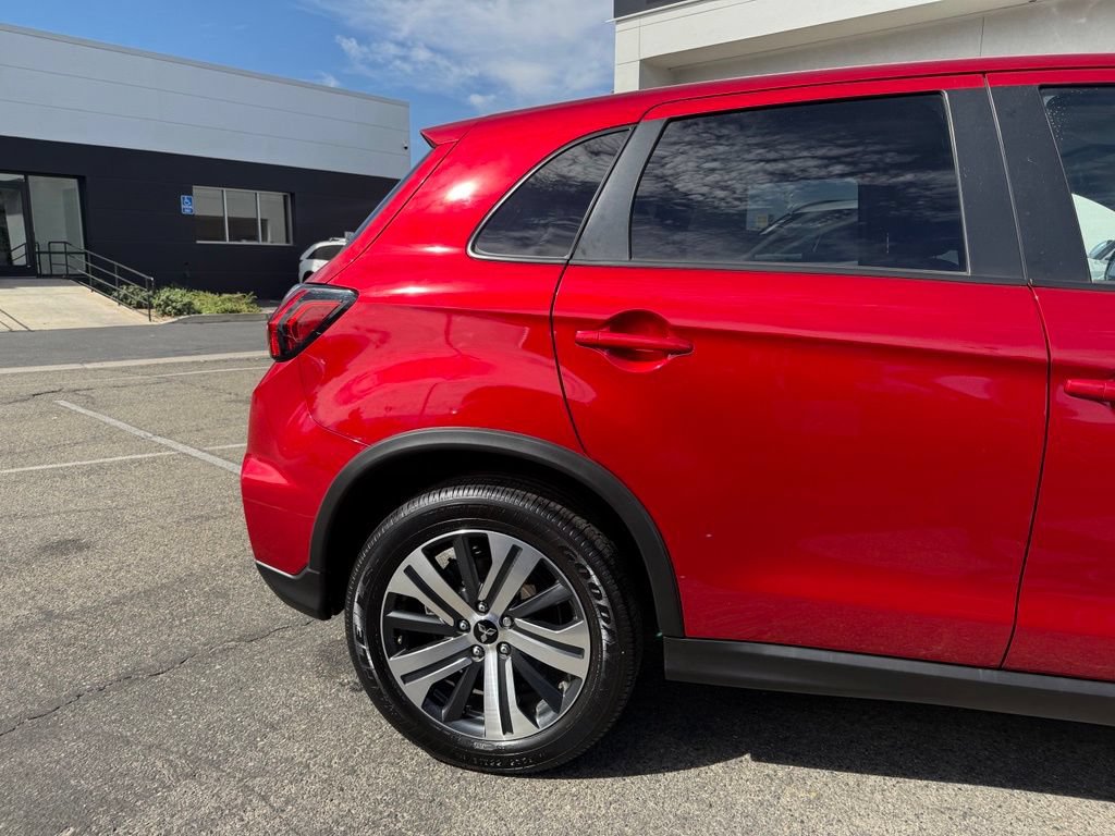 Used 2023 Mitsubishi Outlander Sport ES AWD/4WD image 12