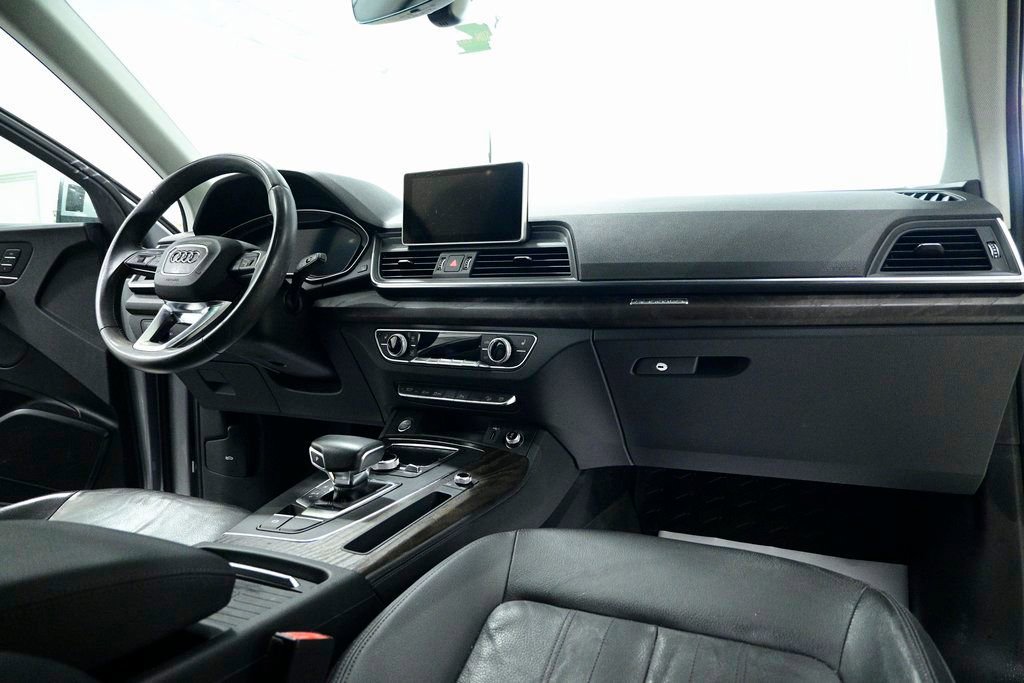 Used 2019 Audi Q5 2.0T Premium Plus w/ Premium Plus Package image 14