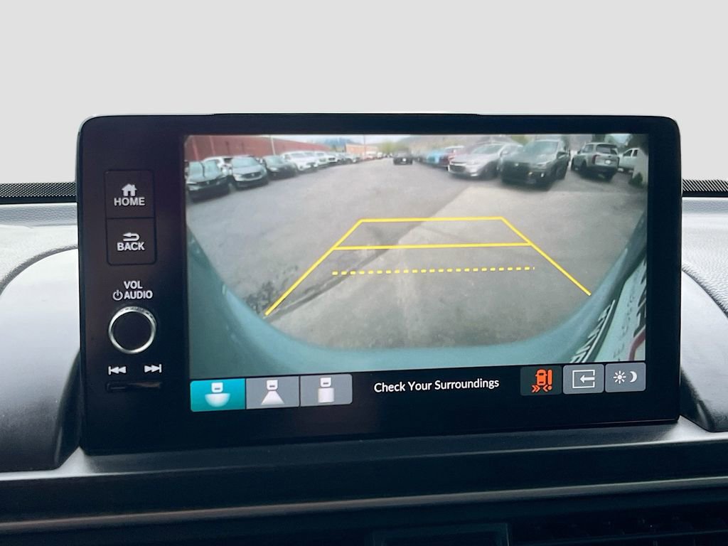 Used 2023 Honda Pilot Touring image 14